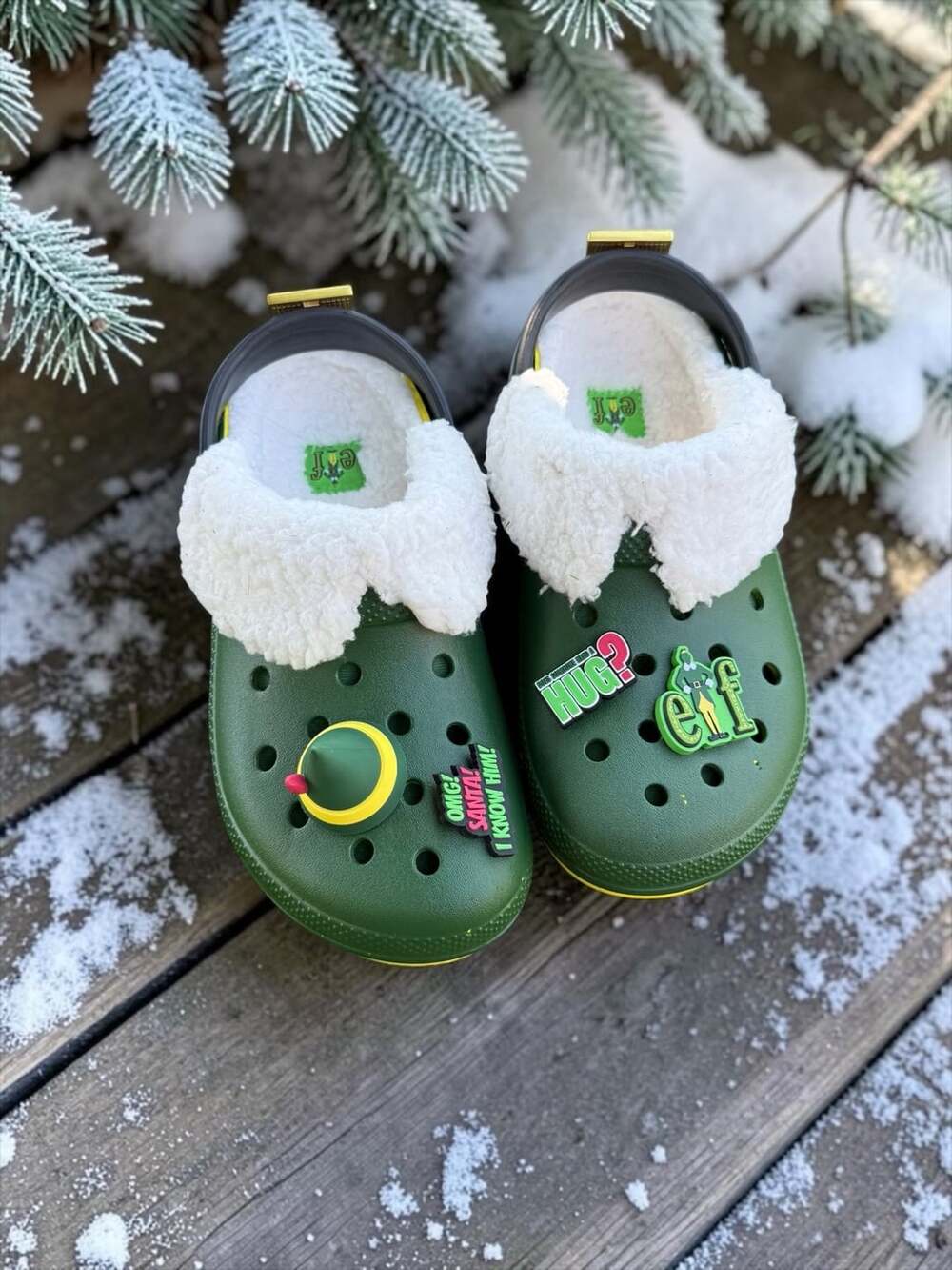 Crocs Elf Classic Lined Clog Green Yellow Sherpa Holiday Shoes